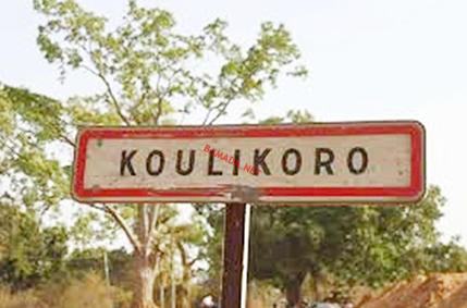 Koulikoro : la jeunesse mobilisée pour réhabiliter les routes de Plateau 1
