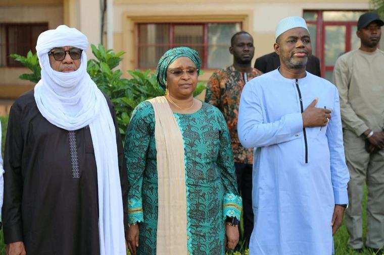 Montée des couleurs : le Médecin Colonel-major Assa Badiallo TOURÉ donne le ton d’une semaine placée sous le signe du patriotisme